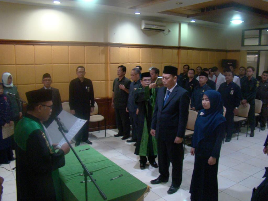 Pelantikan Panitera 1