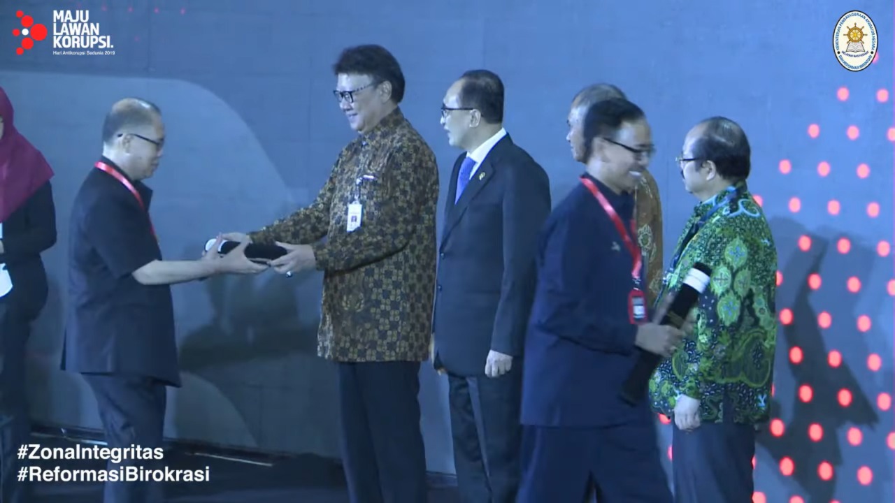 Penghargaan ZI Tahun 2019 1 2