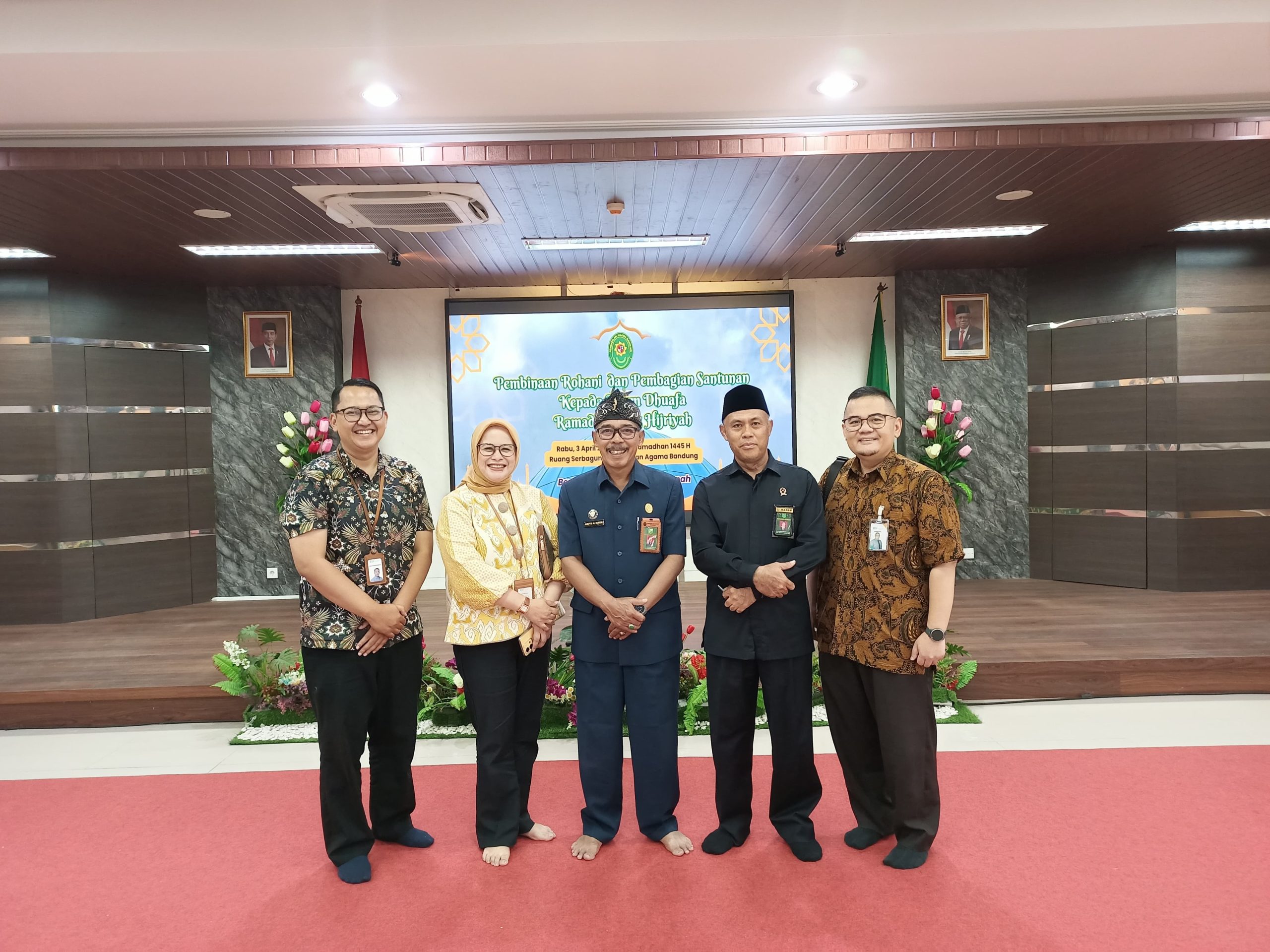 pembinaan rohani dan pemberian santunan 1